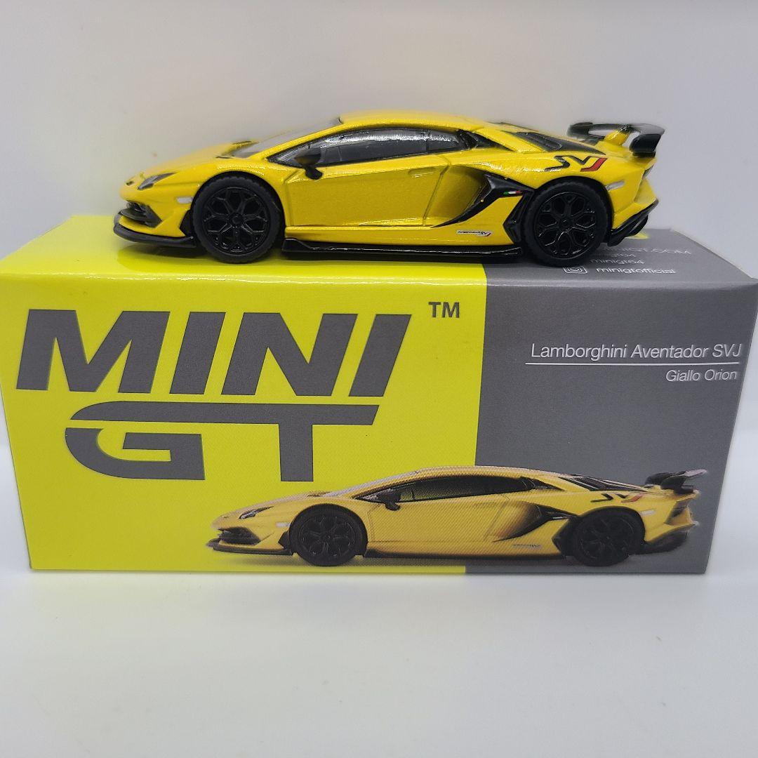 MINI GT 1/64 ランボルギーニ アヴェンタドール SVJ 黄【開封品