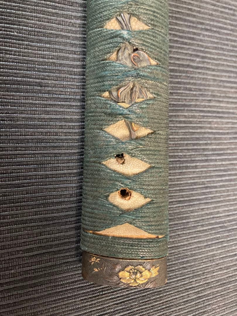 刀装具 大刀用柄前 柳生傘透かし鉄鍔 葵図目貫(江戸時代)