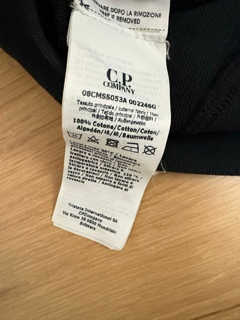 C.P.COMPANY カットソー レンズ付き　ブラック　Mサイズ