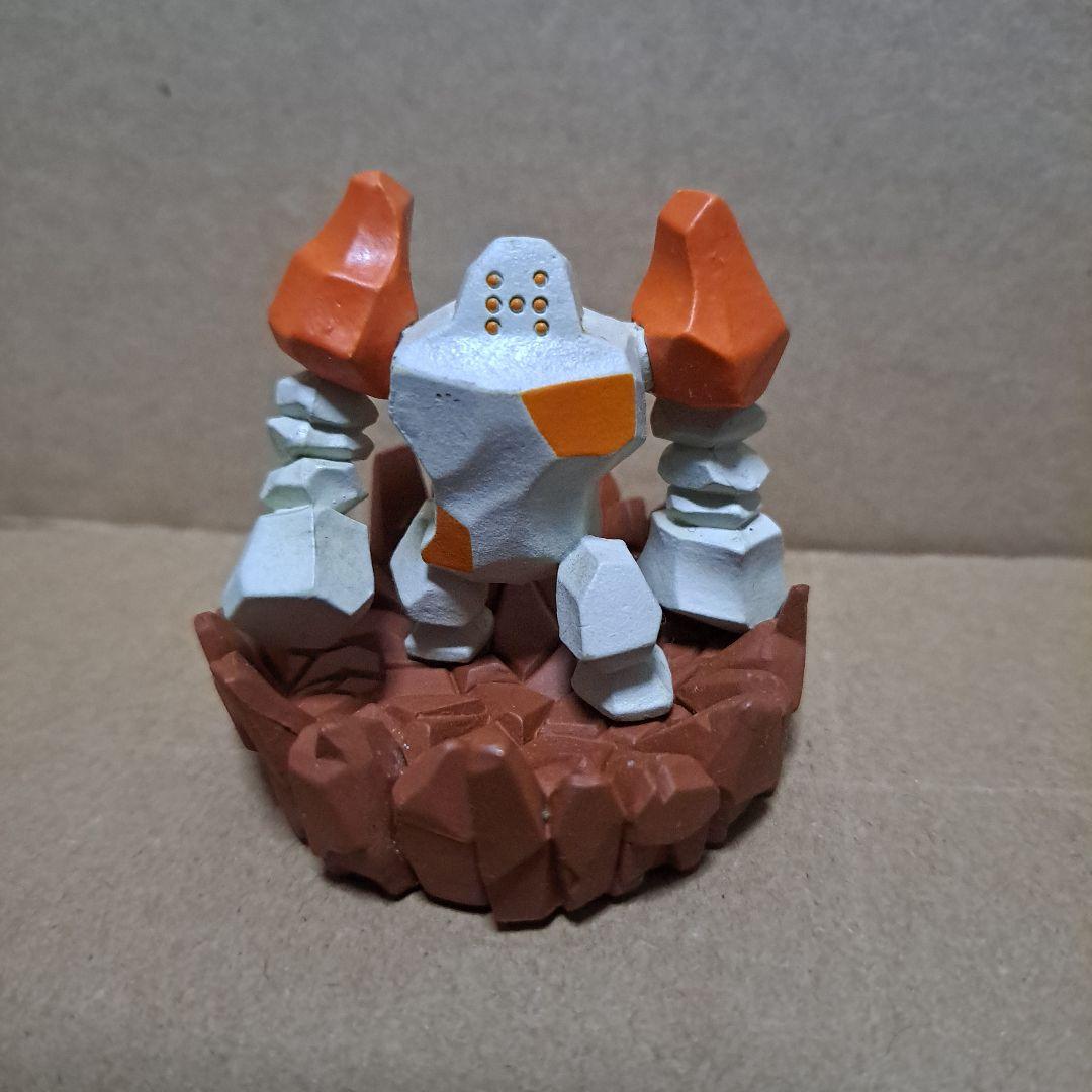 立体ポケモン図鑑 レジロック ポケモン図鑑レジロック - メルカリ