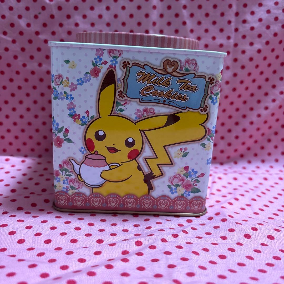 ポケモンセンター限定 ポケモン柄のお菓子の空き缶 - メルカリ