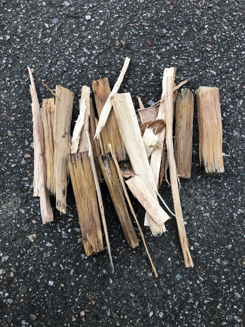 ☆専用☆ナラ乾燥薪100キロ、40センチ☆サービス有り☆ - メルカリ