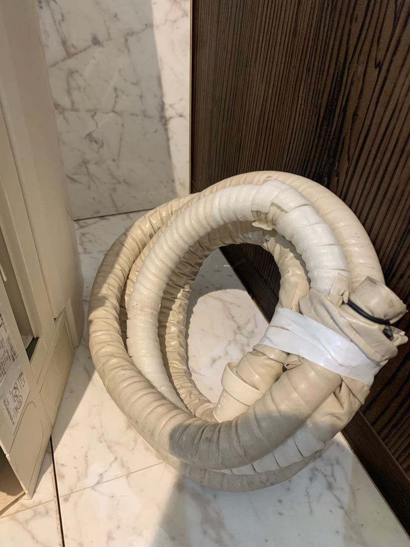 DAIKIN ATR22RSE2-W - メルカリ