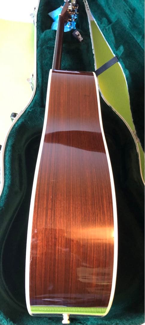 田中です！希少マーチンD28 2010 CTM