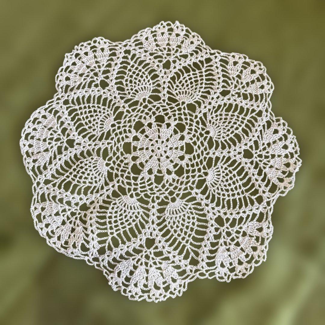 レース編み ホワイトテーブルセンター - メルカリ