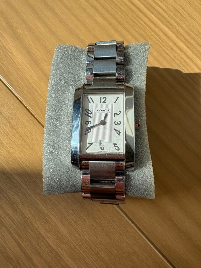 COACH》アナログ時計 シルバー - メルカリ