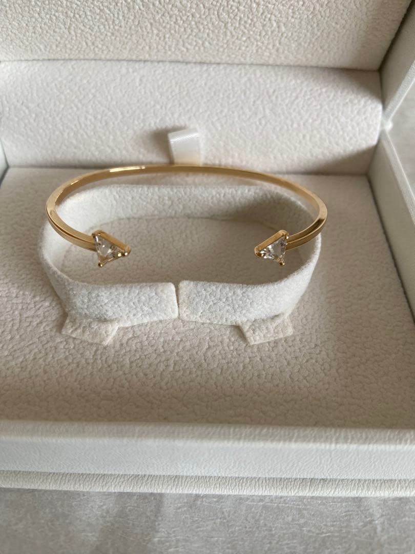 Laaina/ラアイナ】TRIANGLE TOPAZ CUFF 新品 - メルカリ