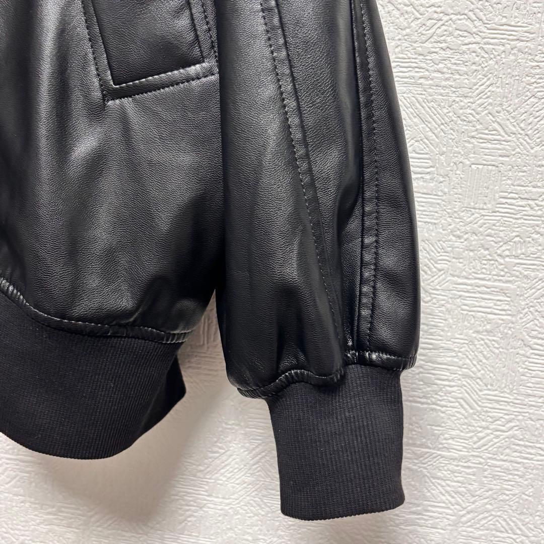 PUMA】T7 オーバーサイズフェイクレザーボンバージャケット ブラック M