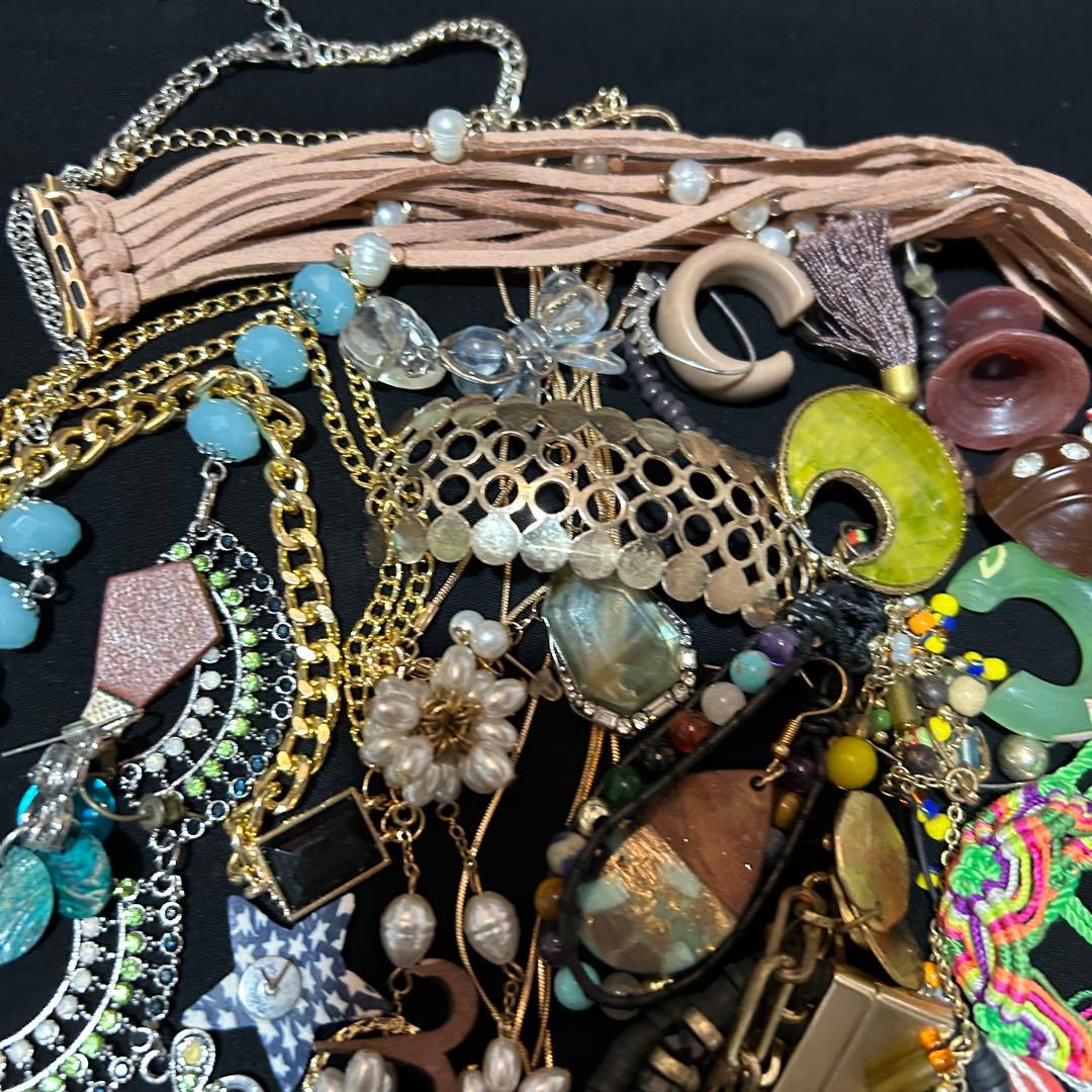 遺品整理ヴィンテージ多色 ネックレス アクセサリー セット - メルカリ