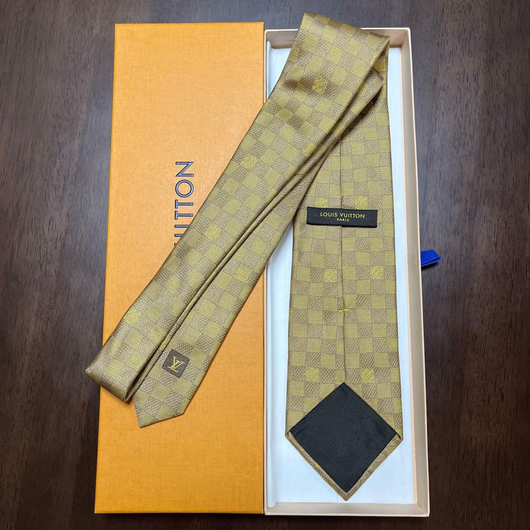 極美品 箱付 LVルイヴィトン ネクタイ 金ベージュ ダミエ 派手 結婚式