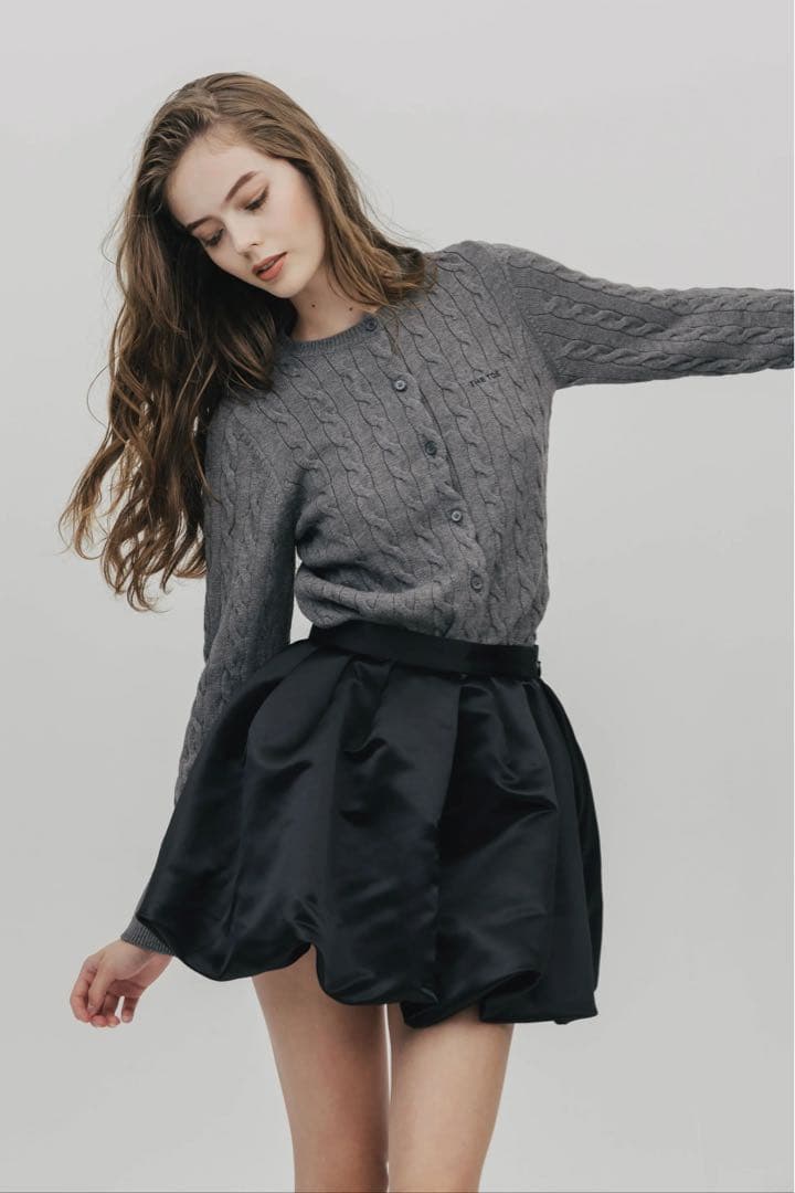 Y( ˊᵕˋ )♡ 様専用】THE TOE ブラック バルーンスカート - メルカリ