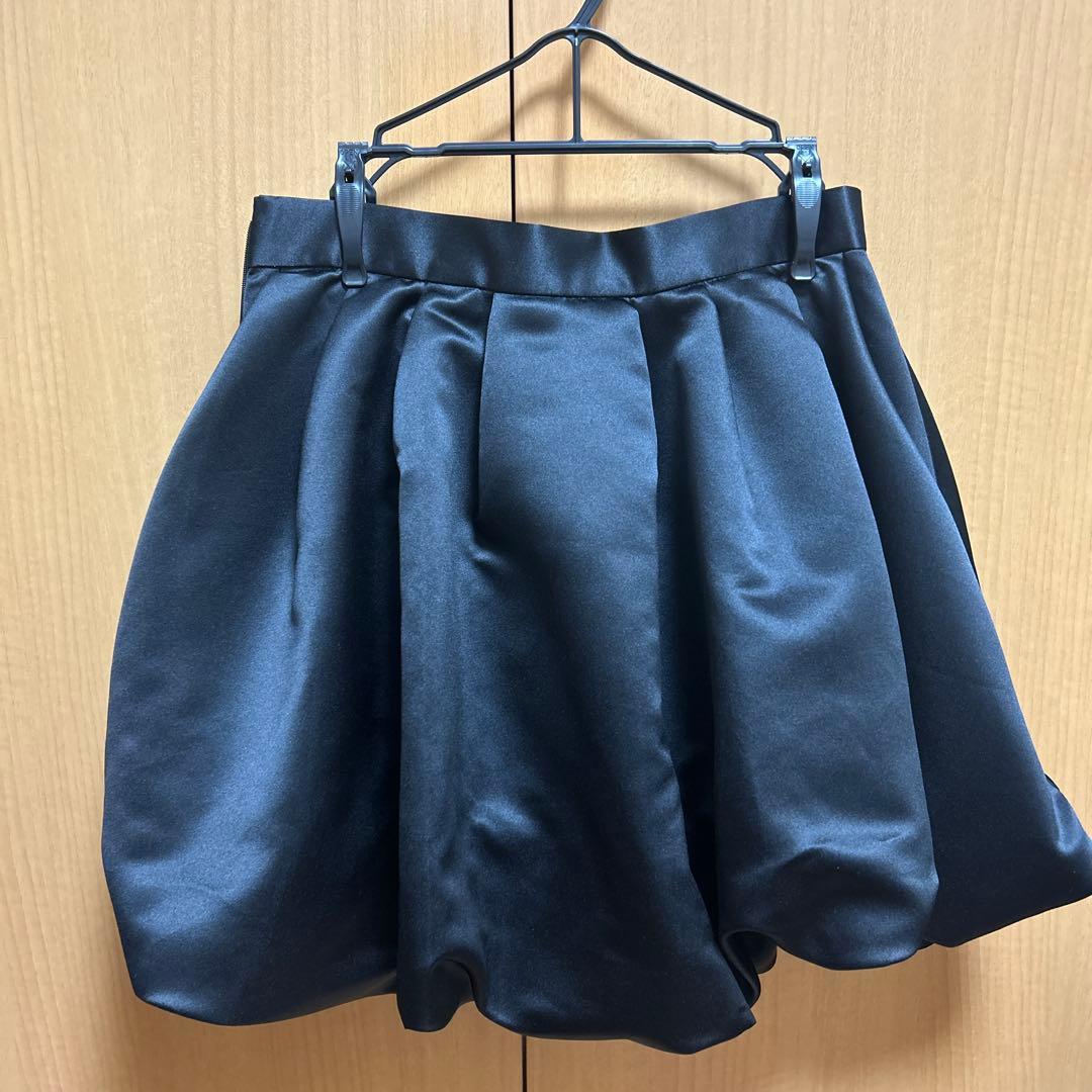 Y( ˊᵕˋ )♡ 様専用】THE TOE ブラック バルーンスカート - メルカリ