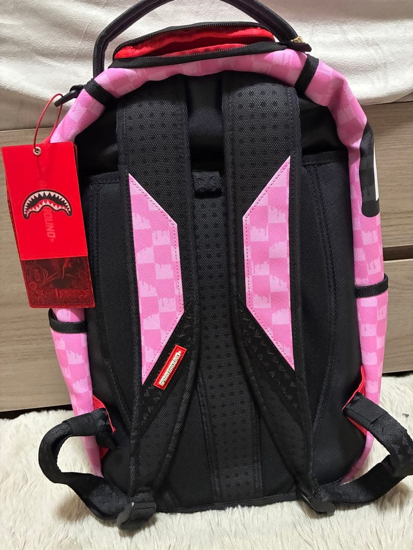 SPRAYGROUND ピンク サメデザイン リュック - メルカリ