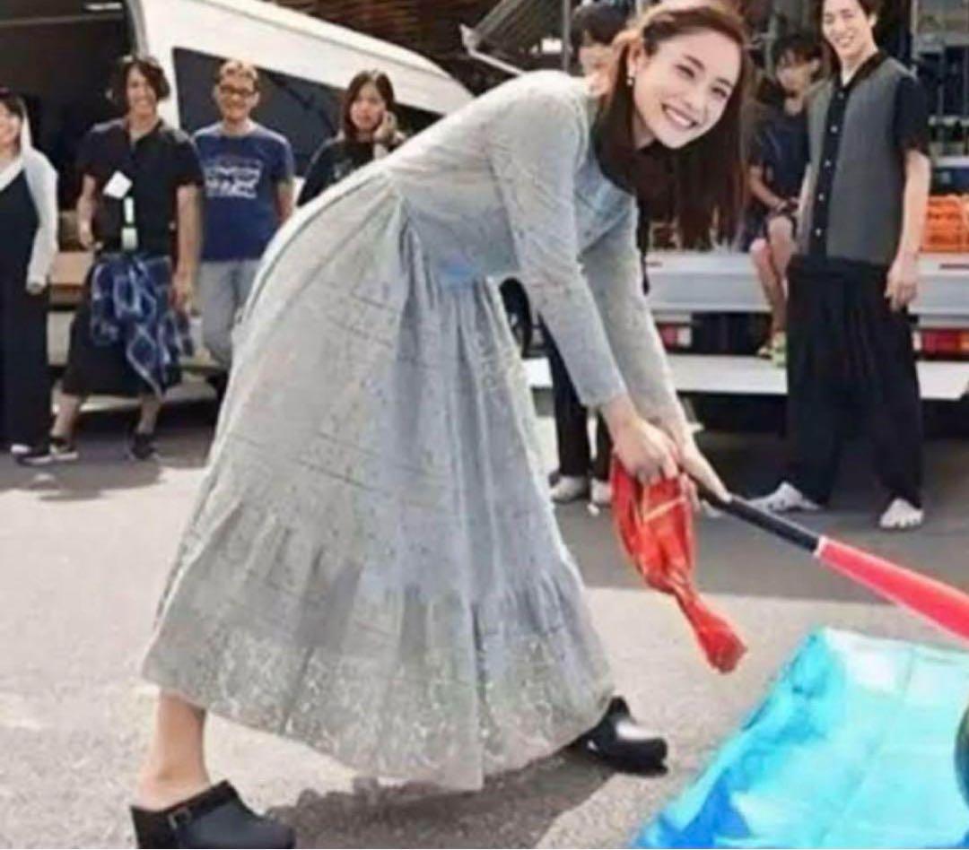 最終お値下げ！セルフォード 総レース 38 ロングワンピース 石原さとみ