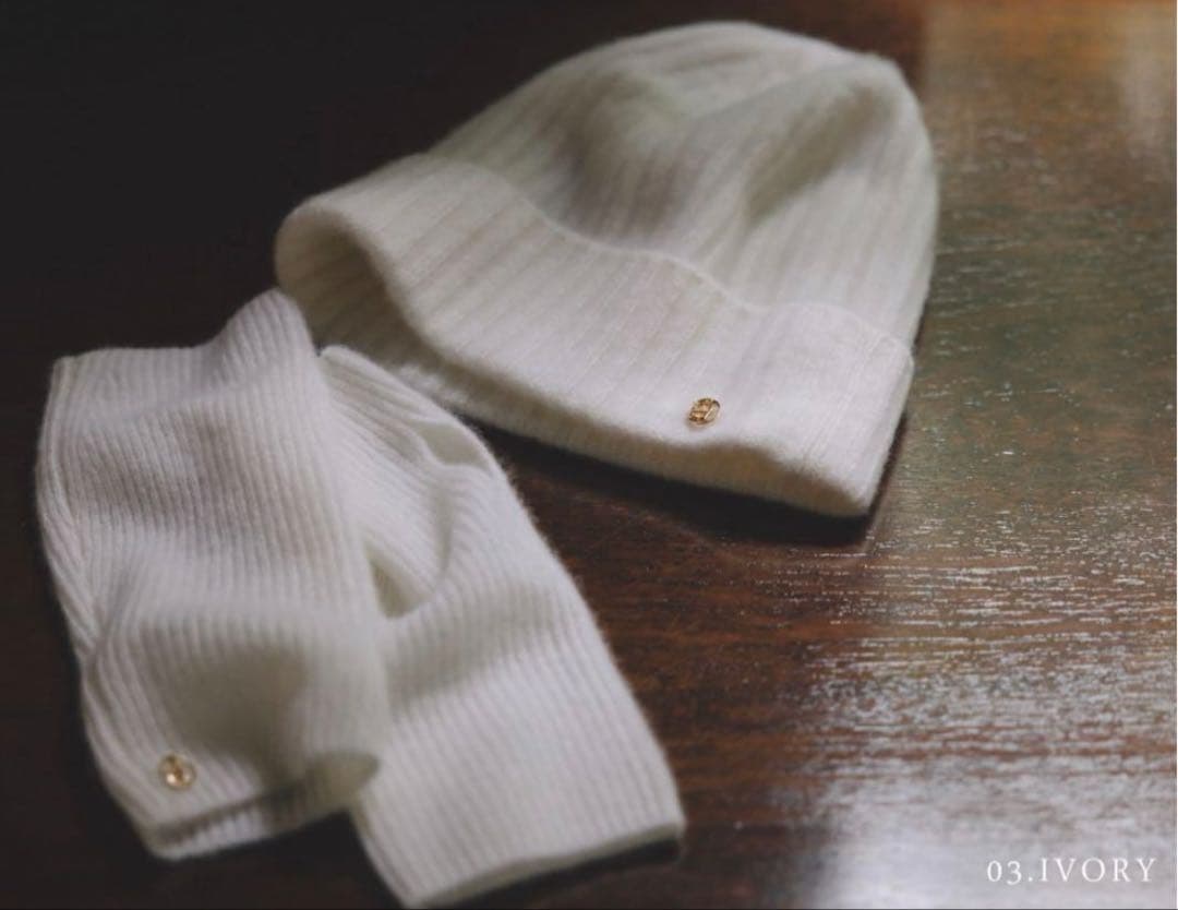 a*n様 anuans ノベルティ アームウォーマー ニット帽 アイボリー an