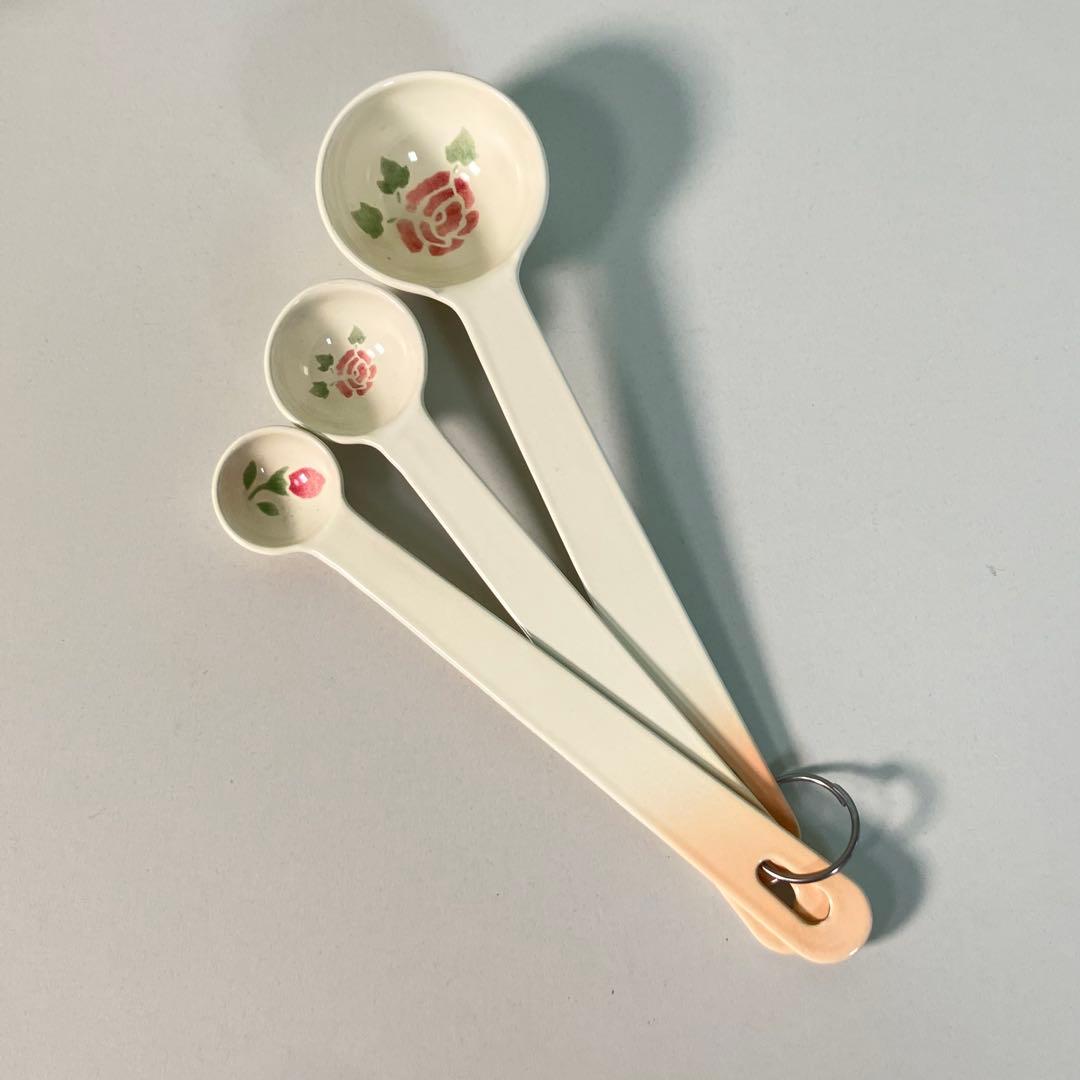 希少✨】マニーローズ 計量カップ2個&計量スプーン セット♪ ホーロー製