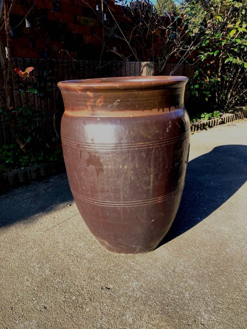 古道具 甕 昭和レトロ 陶器製 オブジェ 陶器製水鉢 ダークブラウン 約