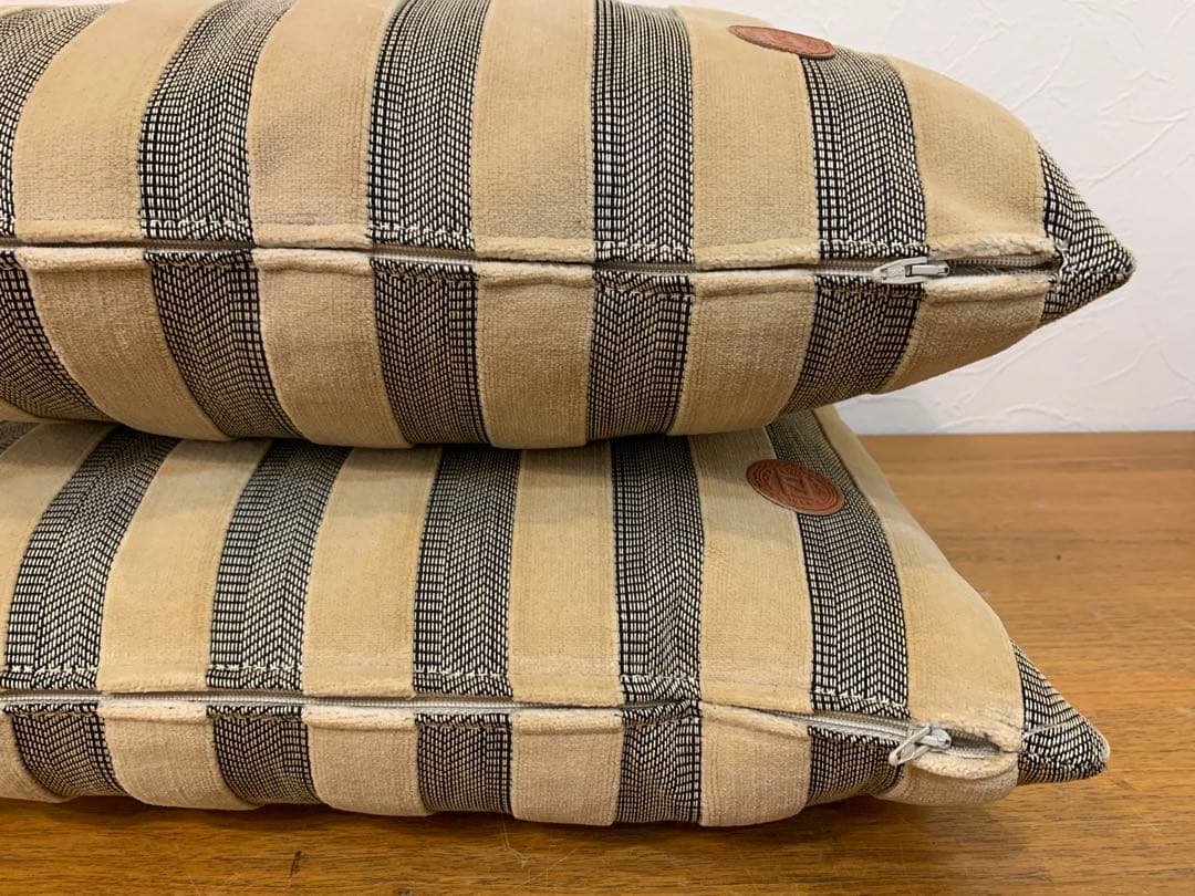N0722-07☆FENDI フェンディ ストライプ柄クッション 2個セット