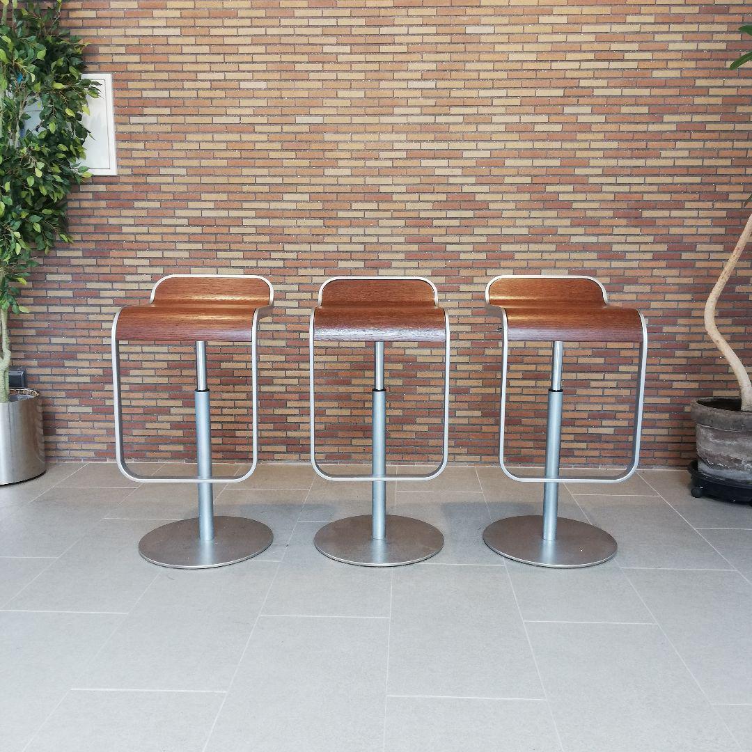 3個口のC 4664RW 接地形3P 60A 600V コードコネクタボディ (ゴムカバー