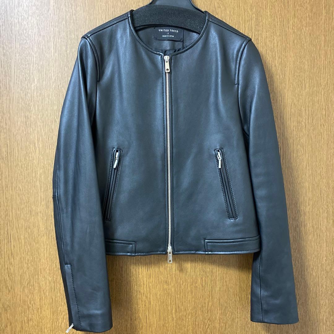 【新品未使用】UNITED TOKYO ノーカラー ライダース シープスキン 極美品 UNITED TOKYO Lサイズ レザージャケット 羊革 シープスキン