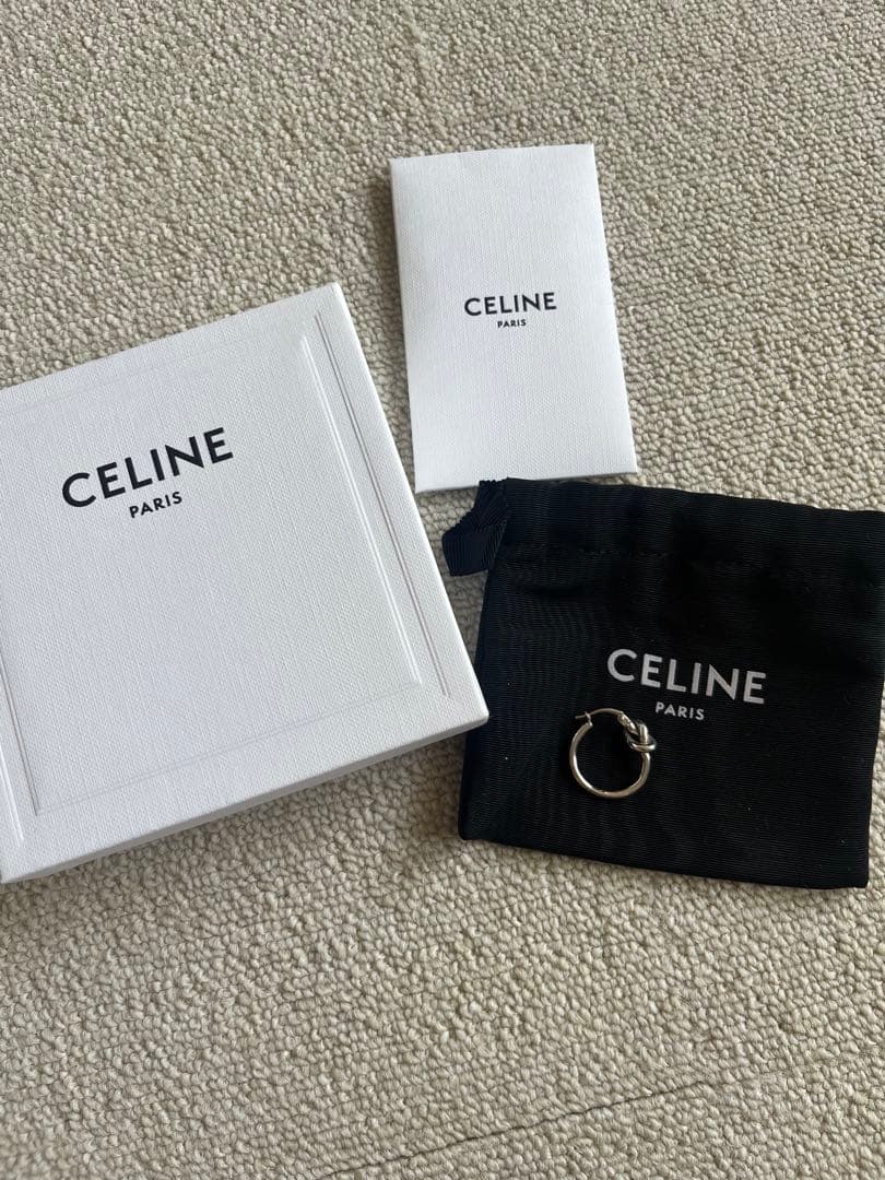 【5/26限定】CELINE セリーヌ ノットスモールフープピアス シルバー CELINE セリーヌ メンズ ノットスモールフープ ピアス シルバー