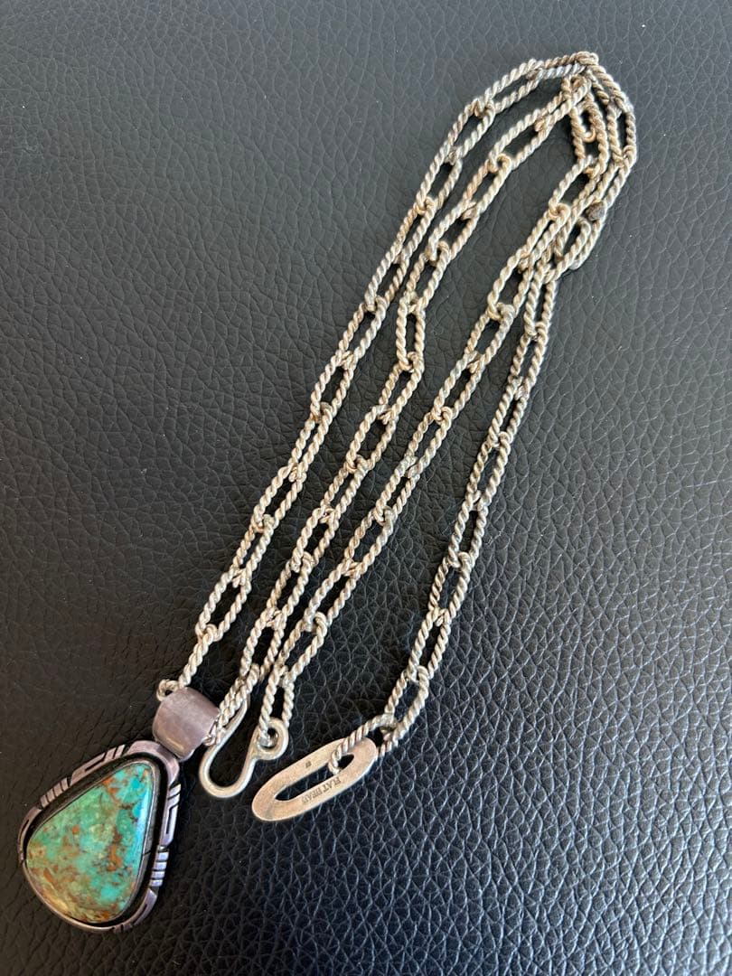 ナバホ ターコイズ Elouise kee 作 フラットヘッド チェーン