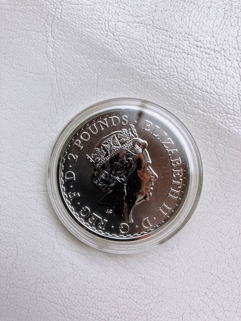 新品未使用】イギリス 2023 エリザベス2世 ブリタニア 2ポンド 1オンス