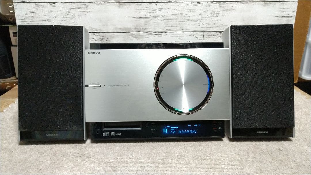 オンキョーCD-MDチューナーアンプ FR-T1 リモコン取説他付き オンキョーCD-MDチューナーアンプ FR-T1 リモコン取説他付き