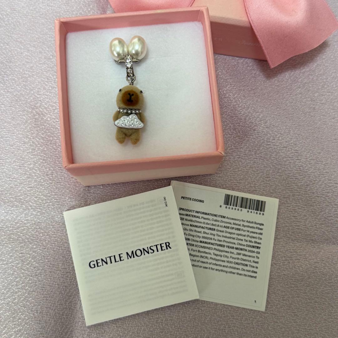 ジェントルモンスター　ジェニ　チャーム　カピバラ Gentle Monster x Jennie】 COOING クイン☆カピバラ チャーム (Gentle