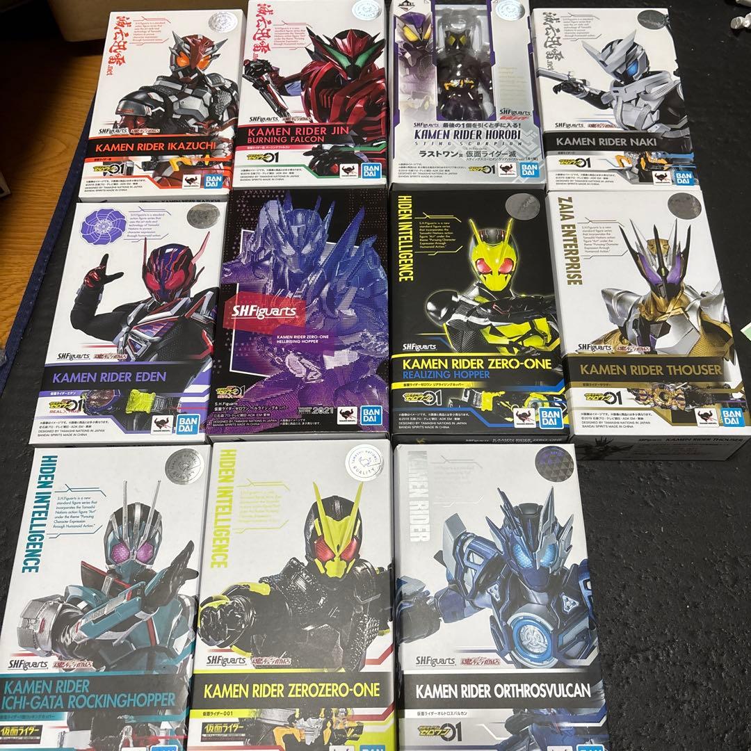 日*4様 ゼロワン系shフィギュアーツまとめ売り 日*4様 ゼロワン系shフィギュアーツまとめ売り S.H.Figuarts仮面