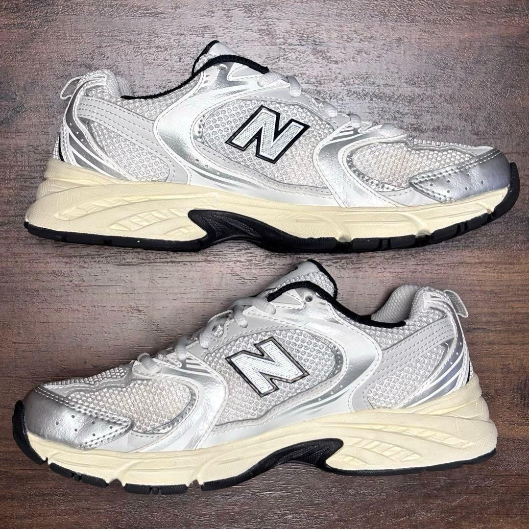 《BEAUTY&YOUTH》New Balance MR530 TA 23cm