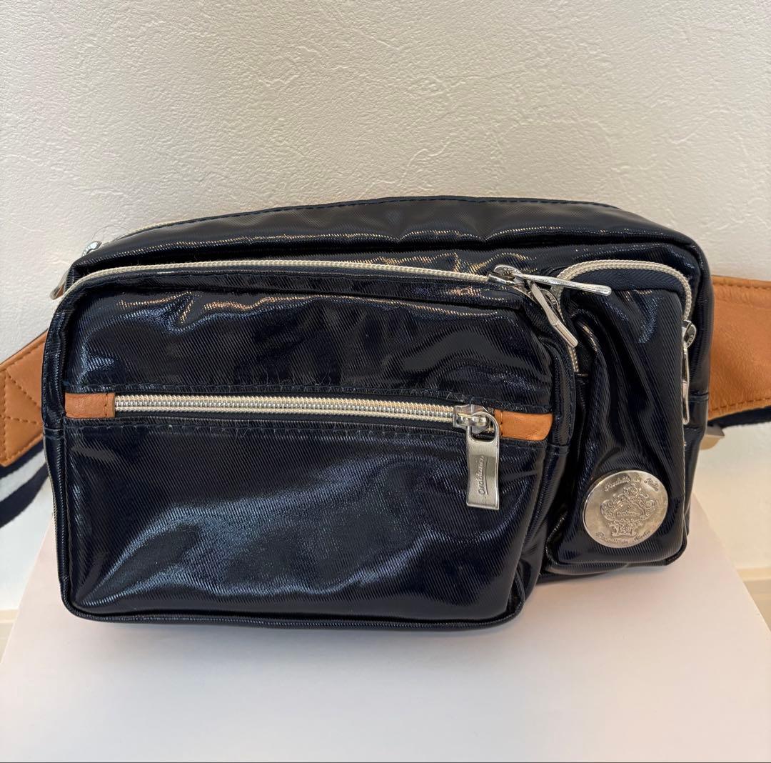 オロビアンコ ボディバッグ ネイビー - メルカリ