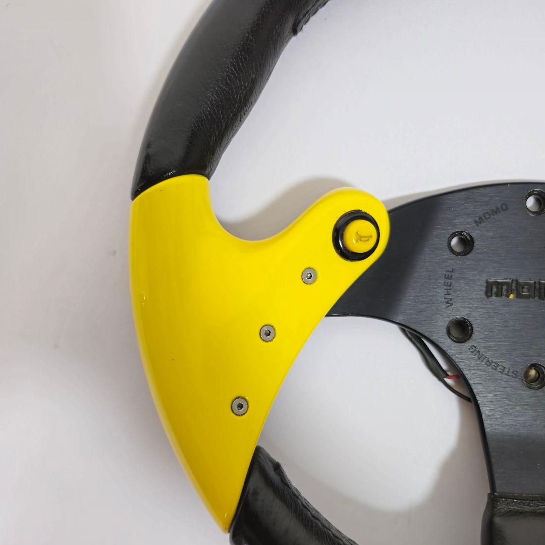 廃盤品】MOMO ステアリング スパイダー イエロー モモ ハンドル レザー