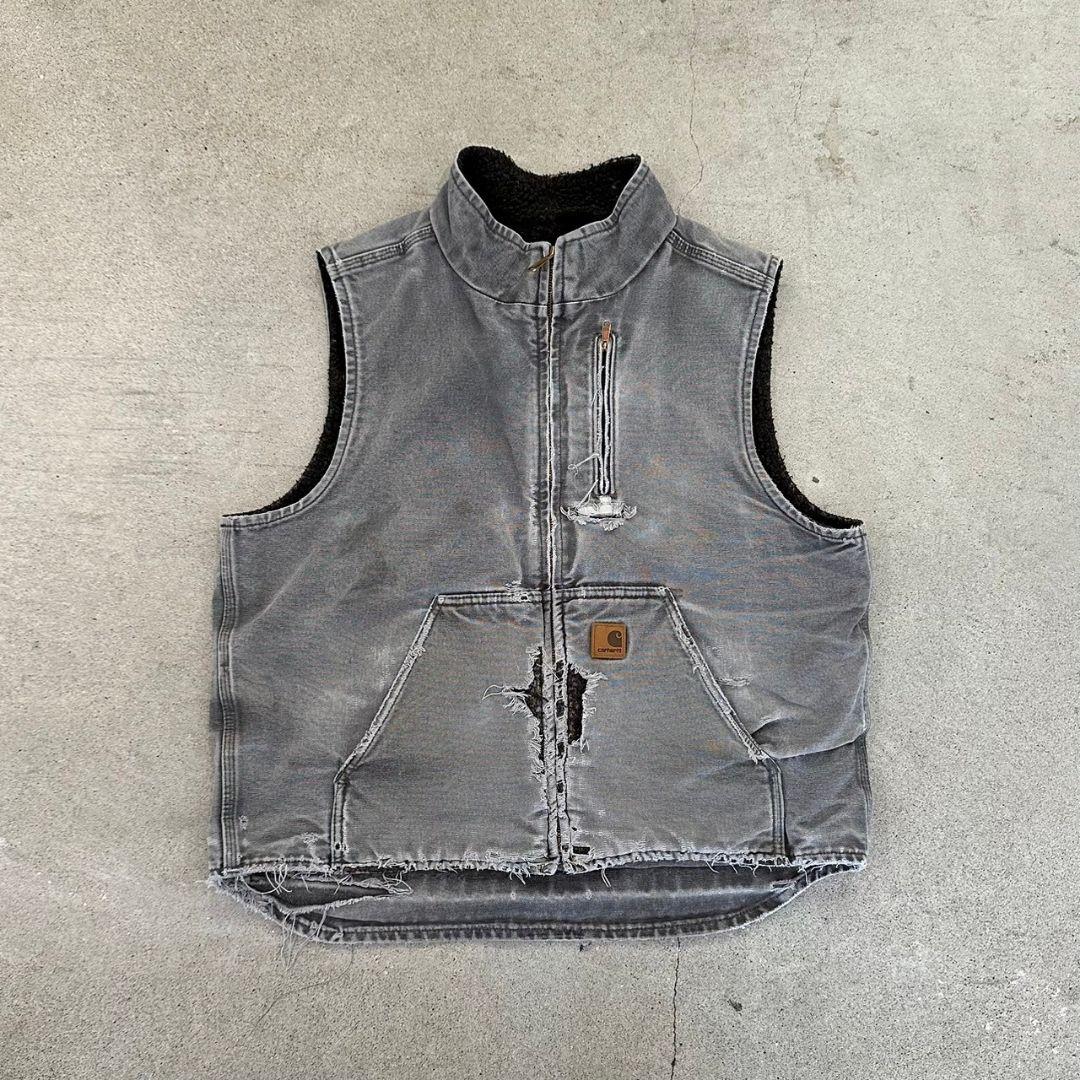 神フェード carhartt ダックベスト V33 GVL - メルカリ