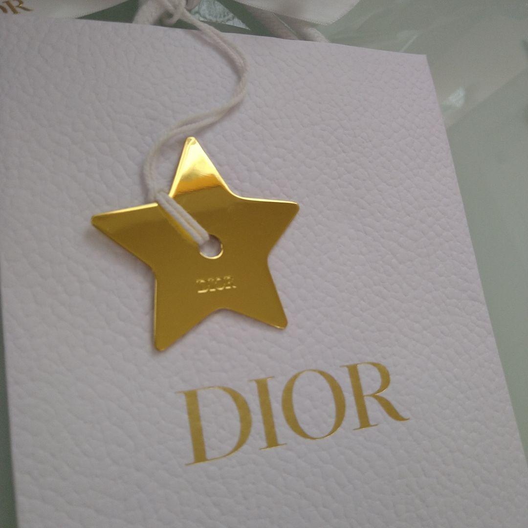 Dior 星型チャーム ディオール 星 オーナメント - メルカリ