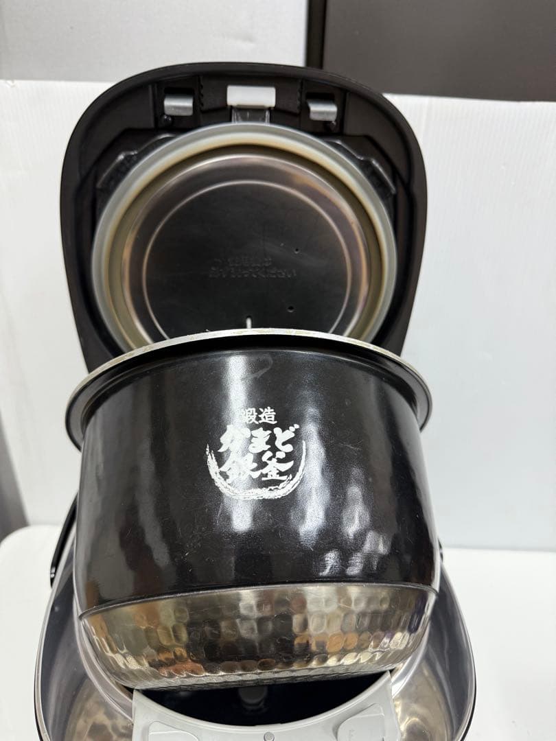 TOSHIBA 真空圧力IH 炊飯器 RC-18VSP 1.8L