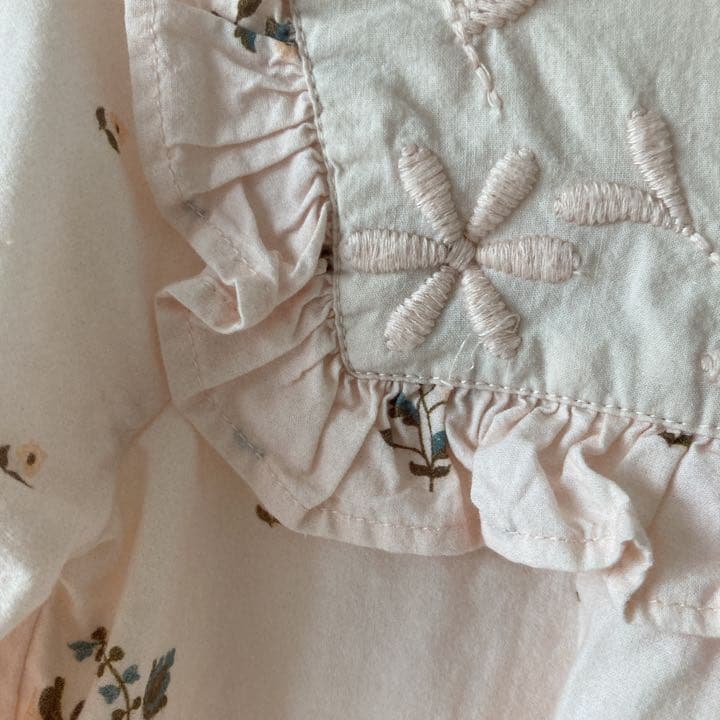 apolina×misha and puff コラボブラウス - メルカリ