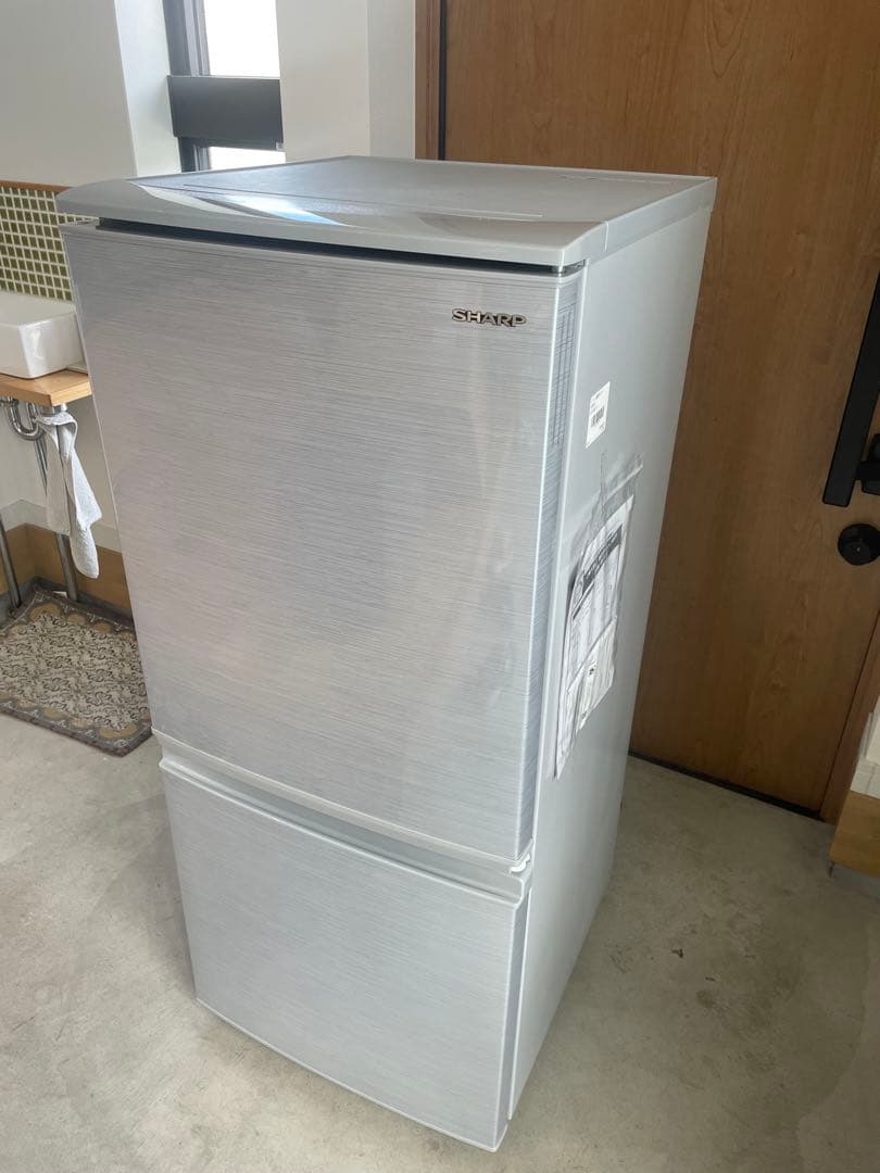 シャープ 冷蔵庫 SJ-D14F-S 137L SJ-D14F-S 冷蔵庫 シルバー系 [137L /2ドア /右開き/左開き付け替え