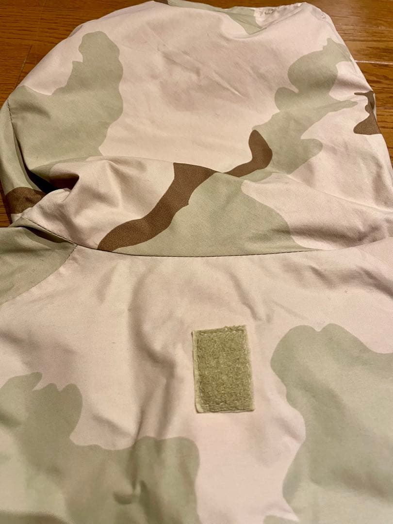 実物本物【最軽量】ゴアテックスパーカー 特殊部隊 リバーシブルナイト