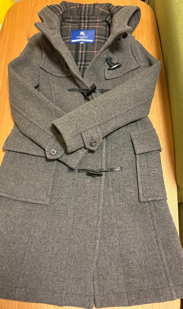 バーバリーブルーレベルグレーダッフルコート フード付き　38 wnc バーバリーブルーレーベル BURBERRYBLUELABEL コート 38 グレー