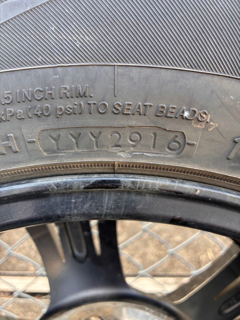 12/8まで専用　ジムニー スタッドレス 185/85/R16 4本セット