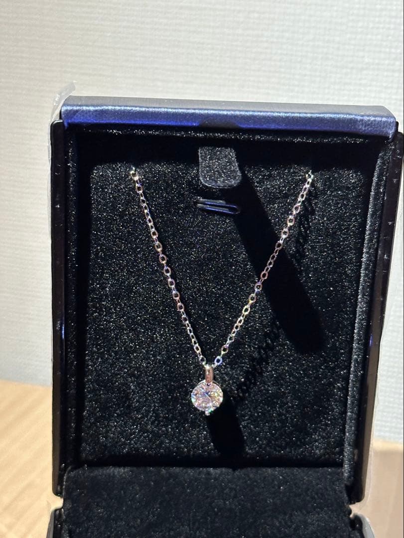 ダイヤモンドネックレス プラチナpt950刻印あり 1カラット一粒