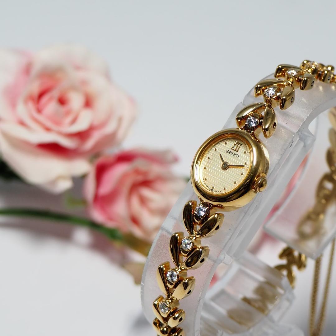 美品 セイコー SEIKO 1E20 バングルウォッチ 腕時計 ゴールド 920