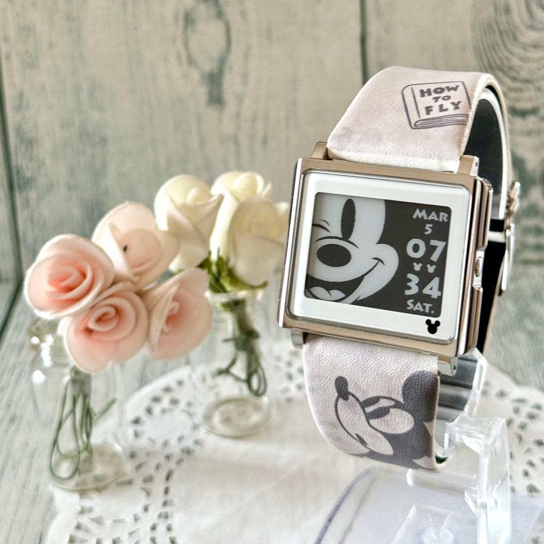 【希少.】スマートキャンバス 腕時計 ミッキー ディズニー 電子ペーパー腕時計「Smart Canvas」にディズニー「ミッキー90周年