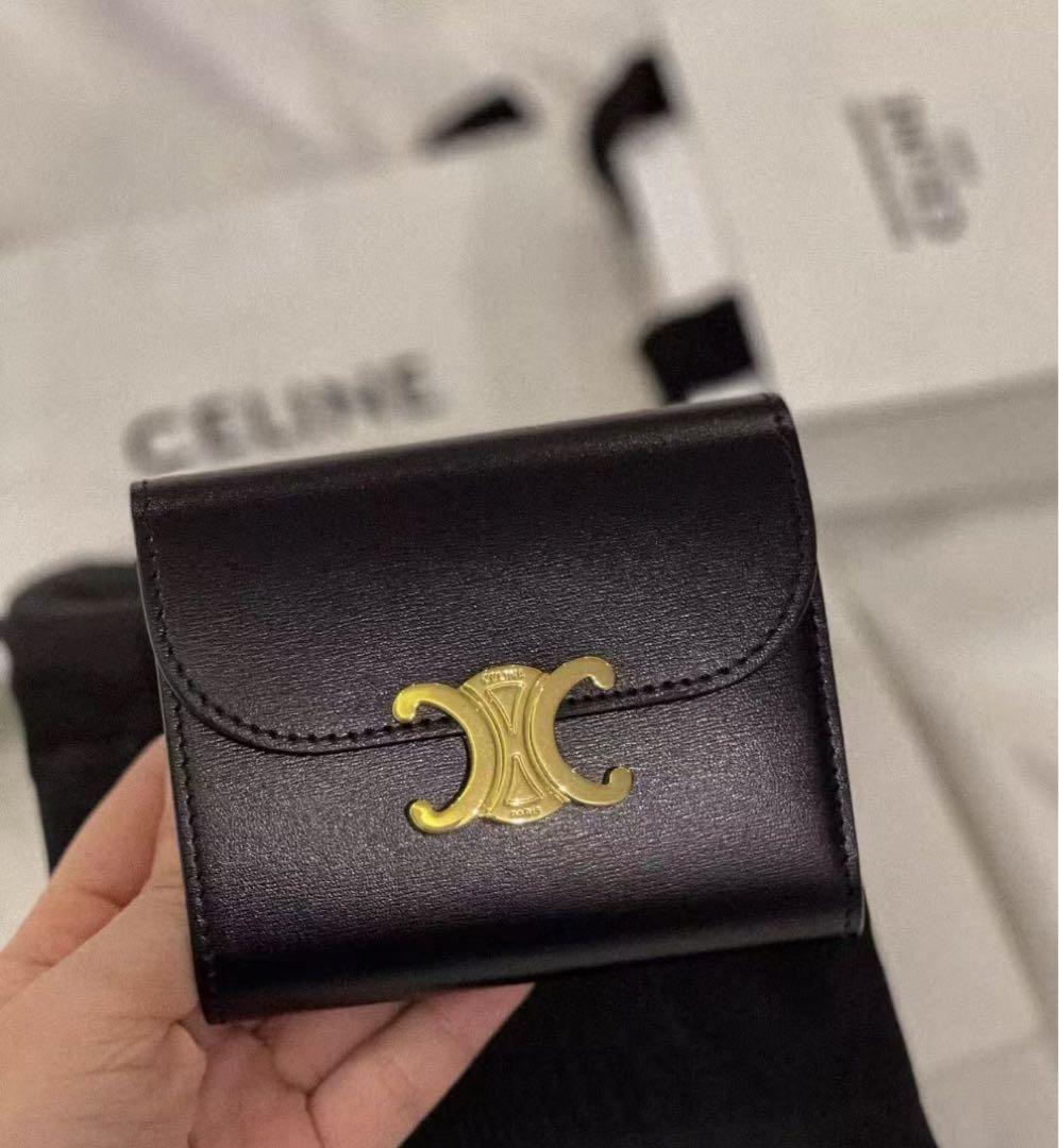 CELINE セリーヌ トリオンフ レザー 三つ折り財布 ブラック ゴールド金具 CELINE】セリーヌ トリオンフ 3つ折り コンパクト財布 (CELINE