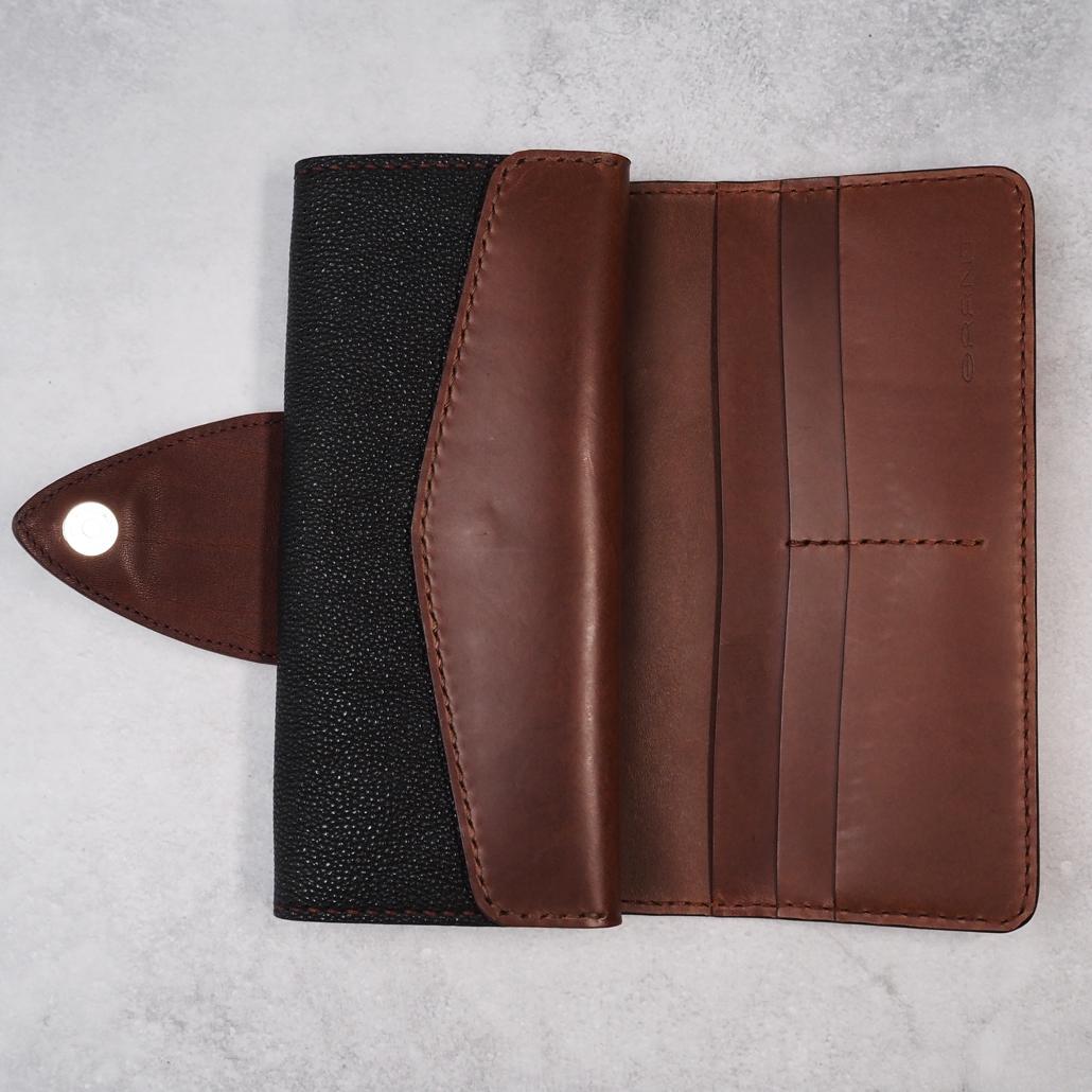 定価7万1500円 美品 GRANT KUROZAN 黒桟革 長財布 - メルカリ