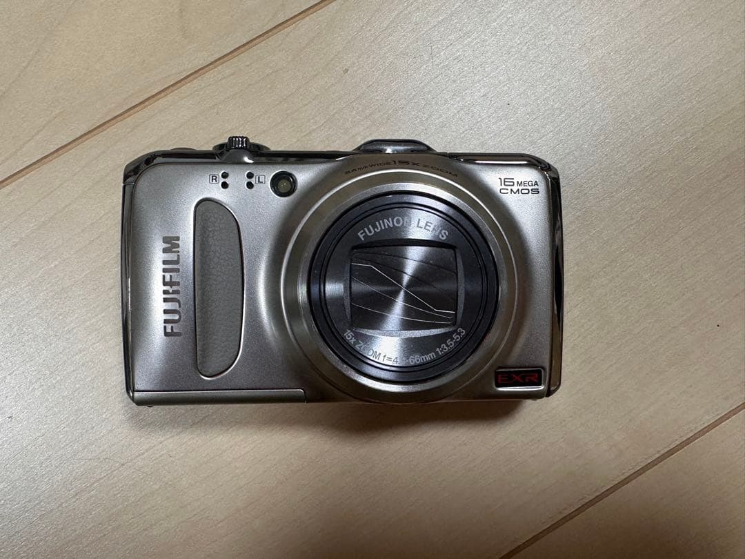 FUJIFILM FINEPIX F550EXR - メルカリ