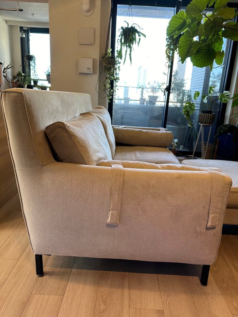 ⭐︎min様専用⭐︎eilersenベージュ 2人掛けソファ - メルカリ