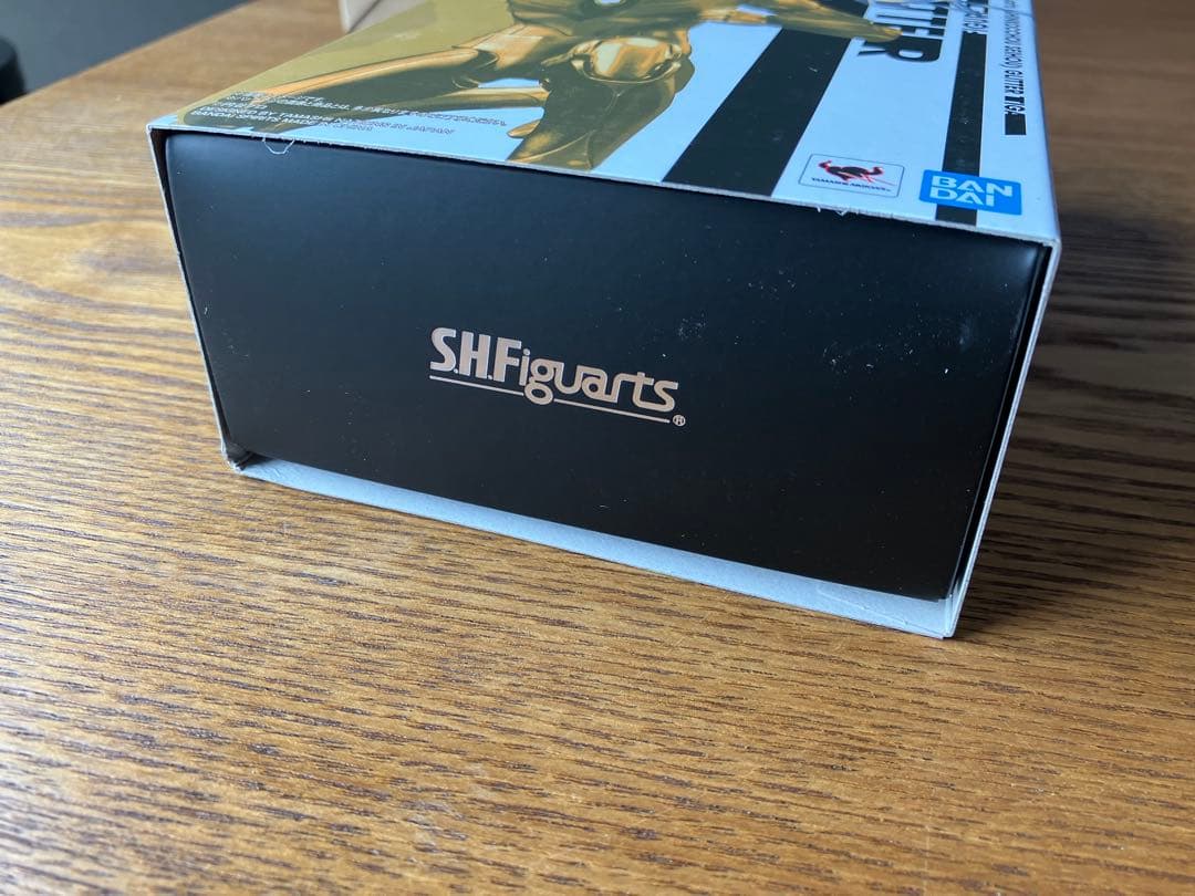 ス*ィ様 S.H.Figuarts（真骨彫製法）ウルトラマンティガ　グリッターテ