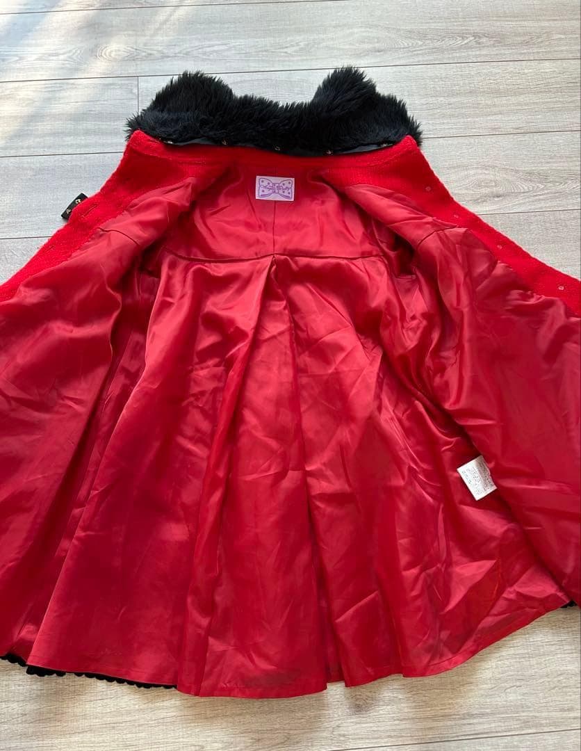 アンジェリックプリティ 赤 ファー付きリボンAラインコート 金ボタン